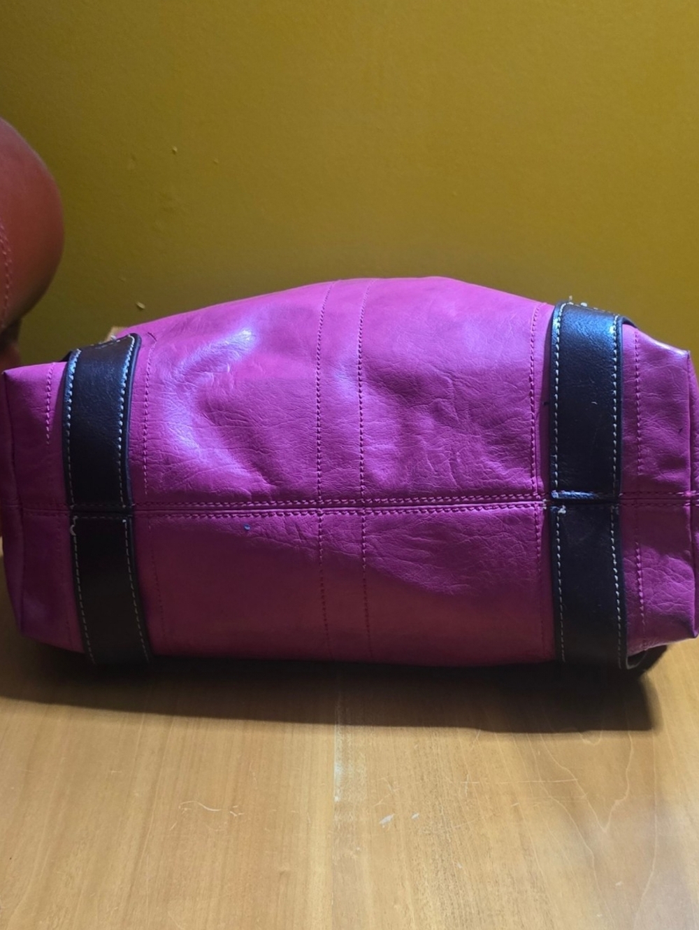 Bueno Hot Pink Hobo Bag Vegan Leather - Picture 3 of 9